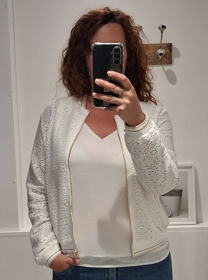 Bombers Emy