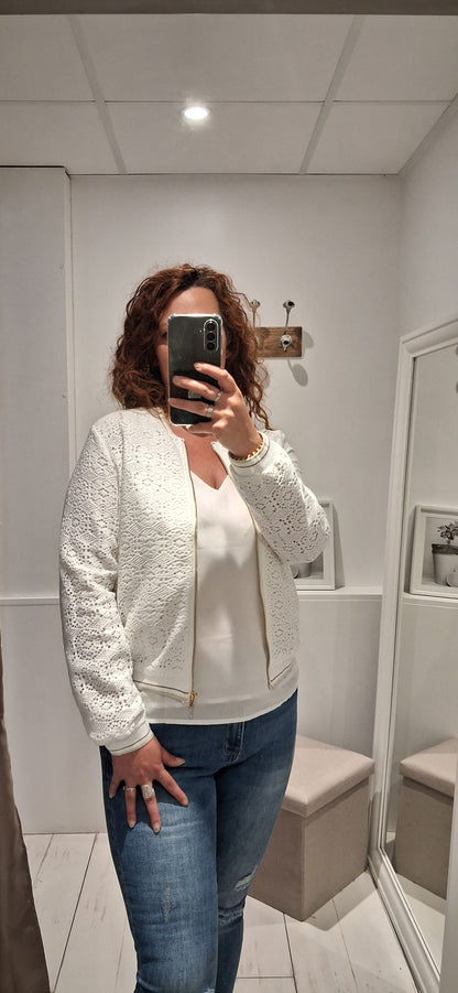 Bombers Emy